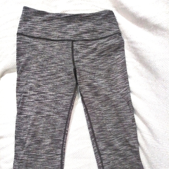 Gray Victoria Secret leggings ladies size small - Picture 1 of 8